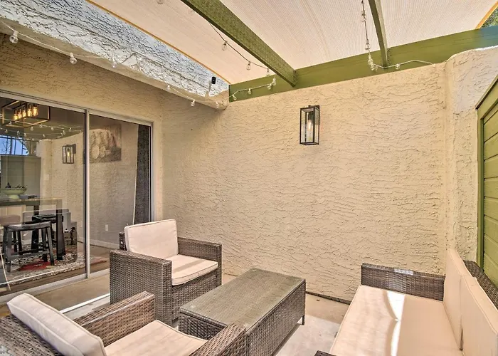 Holiday home 1/2 Mi To Spring Training! W/ Patio In Tempe